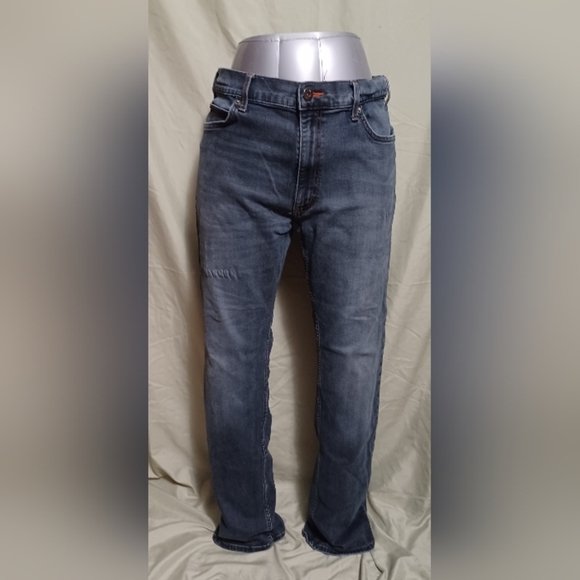 A Lee Men's Modern Series Slim Fit Tapered Leg Denim Jeans - Picture 2 of 11